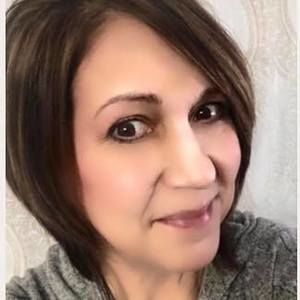 Meet your Posher, Michele